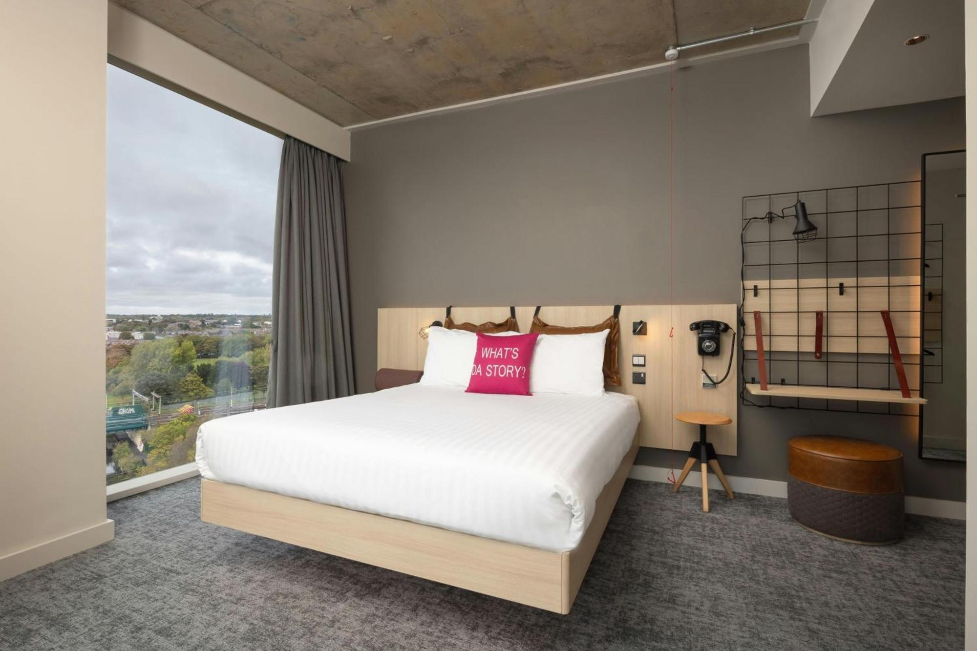 Moxy Dublin Docklands, Dublin